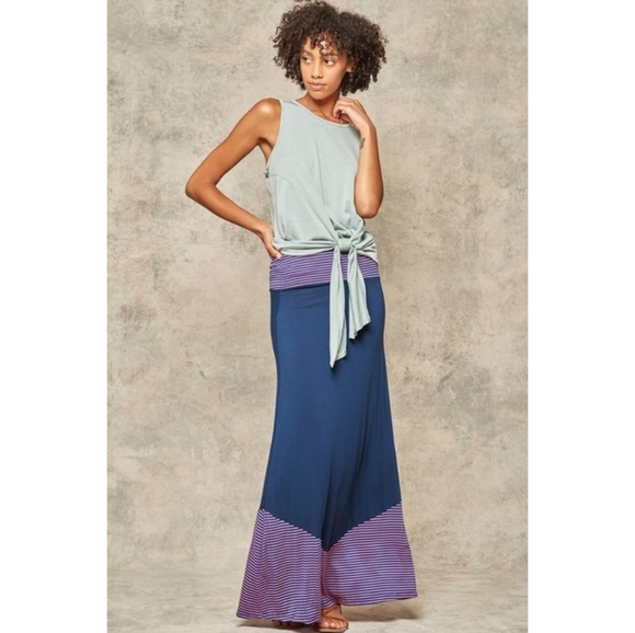 LOLAFREEBIRD Dresses & Skirts - 🆕🌿JERSEY MAXI SKIRT🌿